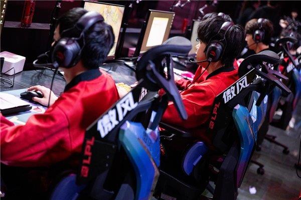 联盟职业赛指定用椅 傲风G7凭啥这么火PG麻将胡了网站入口明星直播同款 英雄
